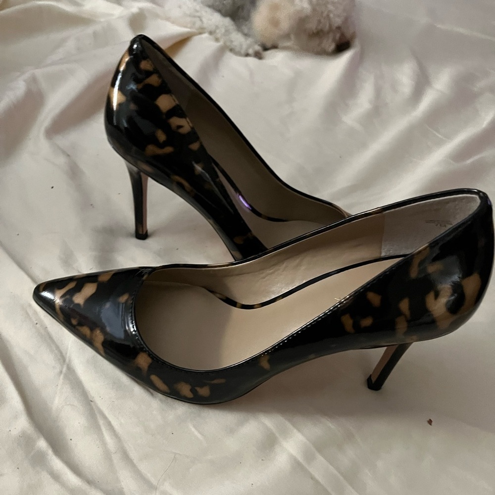 Ann Taylor Tortoise Pumps Size 7